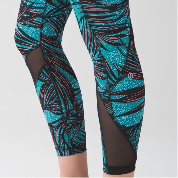 Lululemon Inspire Tight II
Palm Lace Tofino Teal Multi - Picture 6 of 12